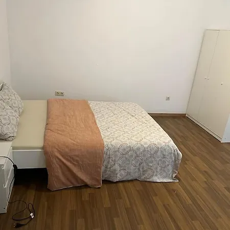 Schoene 2 Zi Whg Mg Altstadt Apartment Monchengladbach
