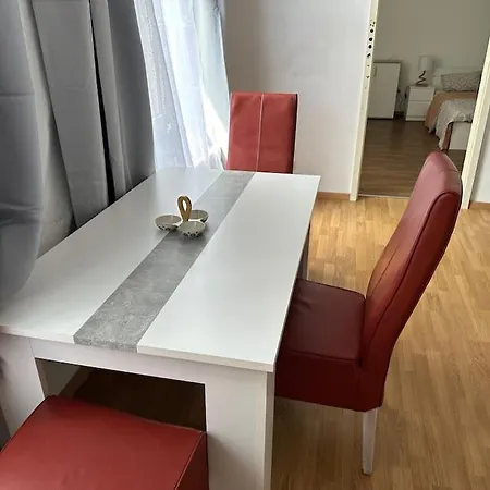 Schoene 2 Zi Whg Mg Altstadt Apartment