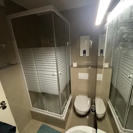 Schoene 2 Zi Whg Mg Altstadt * Mönchengladbach