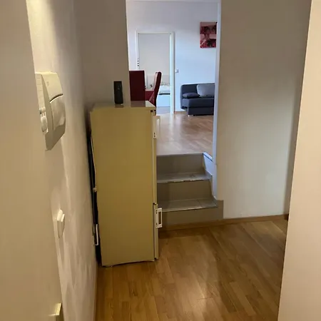 Schoene 2 Zi Whg Mg Altstadt Apartmán