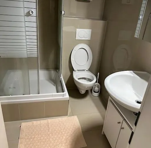 Schoene 2 Zi Whg Mg Altstadt Mönchengladbach