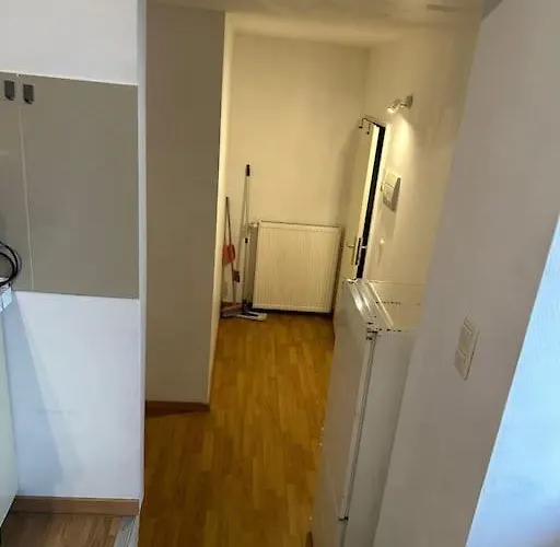 Schoene 2 Zi Whg Mg Altstadt *