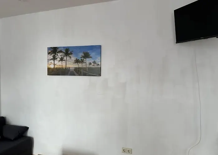 Schoene 2 Zi Whg Mg Altstadt *