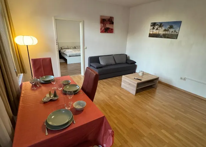 Schoene 2 Zi Whg Mg Altstadt Appartamento *